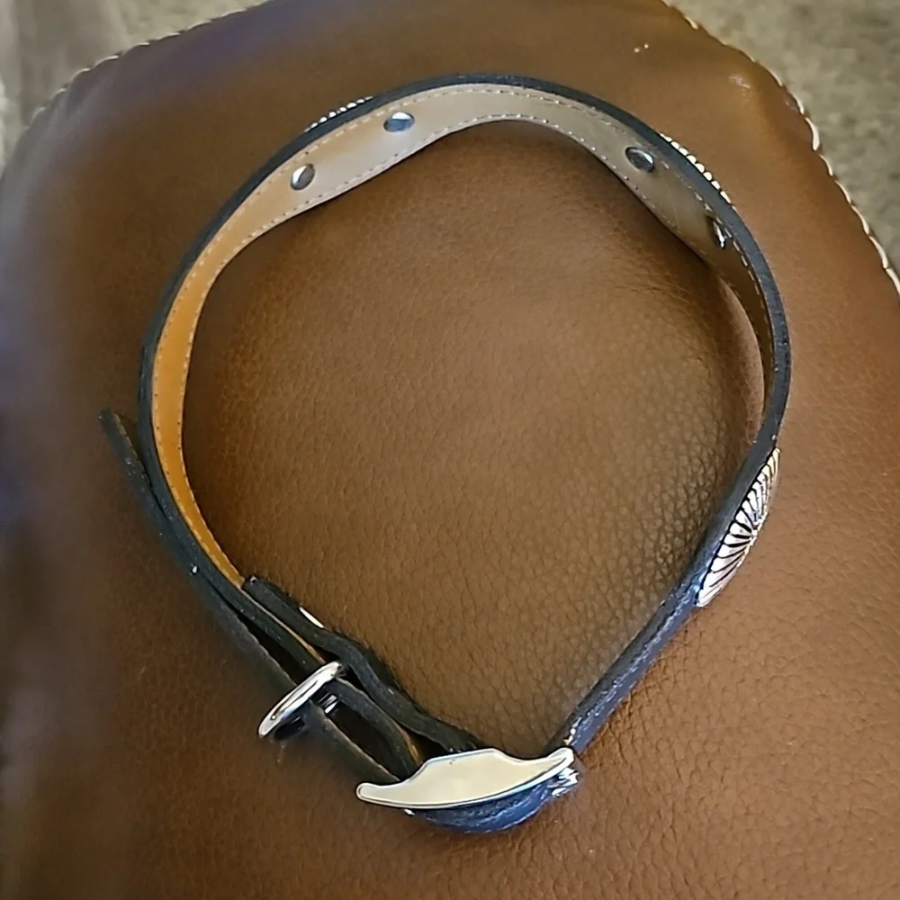 TEXAS LEATHER MFG Black Concho Western Leather Dog Collar NWOT